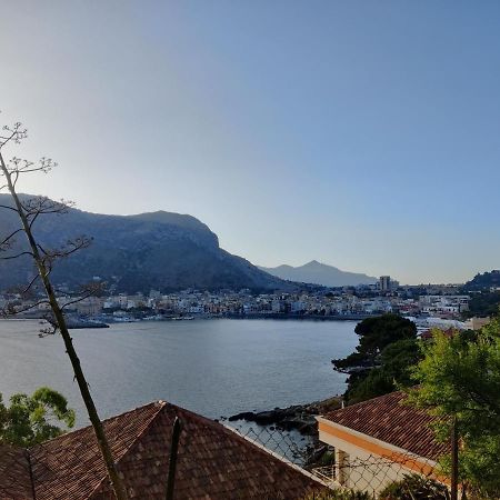 L'Angolo Dei Barcaioli Apartment Palermo Luaran gambar