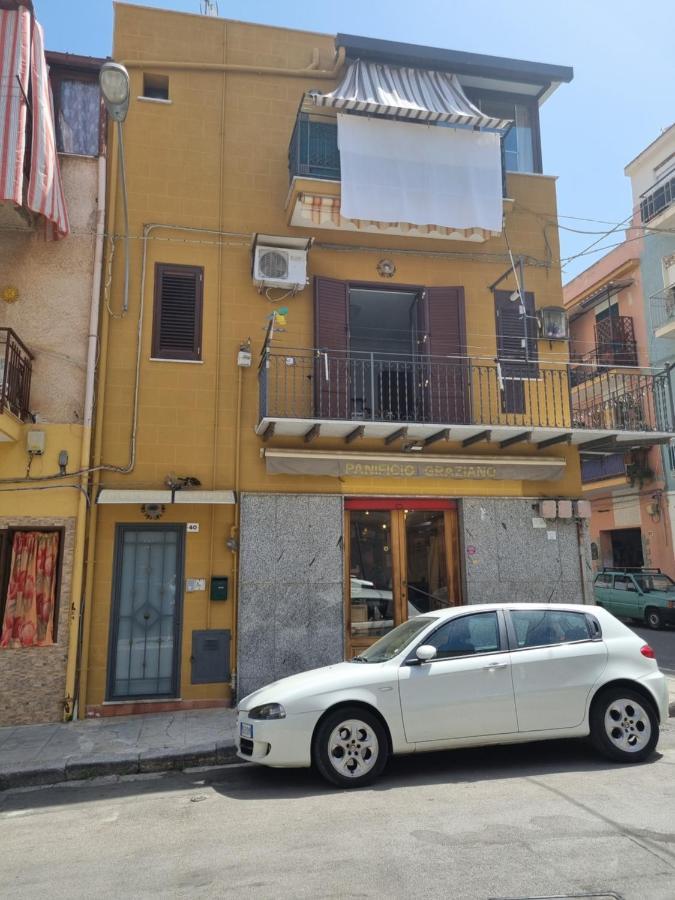 L'Angolo Dei Barcaioli Apartment Palermo Luaran gambar