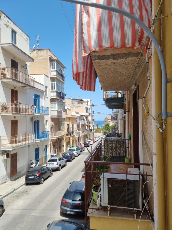 L'Angolo Dei Barcaioli Apartment Palermo Luaran gambar